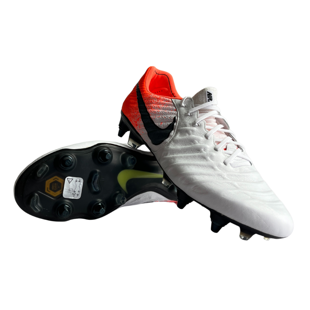 Nike Tiempo Legend 7 SG Anti clog Player Issue Euphoria Mode Pack