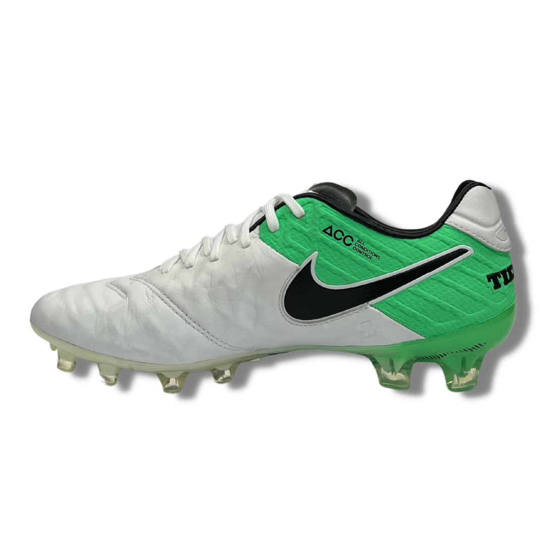 Tiempo legend top 6 fit